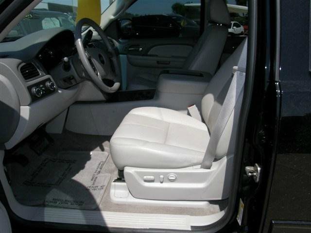 Chevrolet Avalanche 2009 photo 2