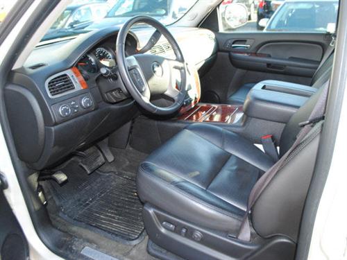 Chevrolet Avalanche 2009 photo 2