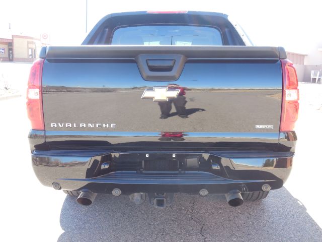Chevrolet Avalanche 2009 photo 2