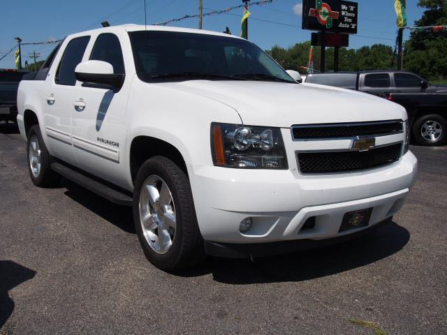 Chevrolet Avalanche 2009 photo 3