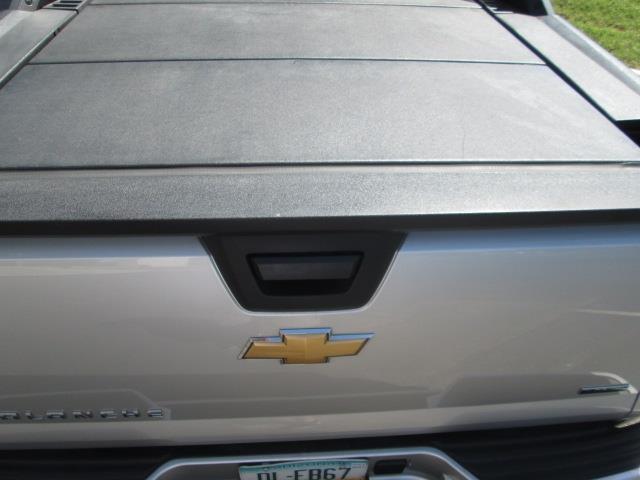 Chevrolet Avalanche 2010 photo 1
