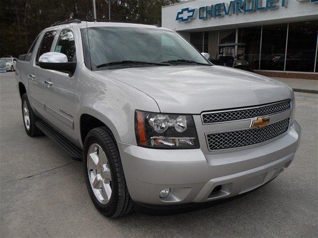 Chevrolet Avalanche 2010 photo 1