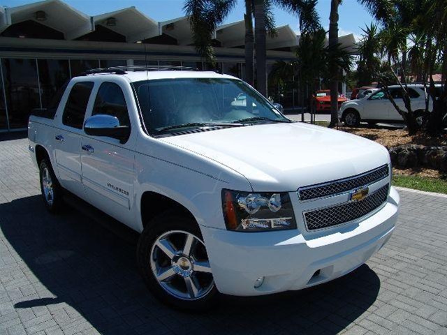 Chevrolet Avalanche 2011 photo 5