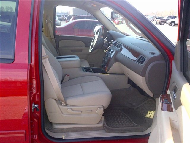 Chevrolet Avalanche 2011 photo 5