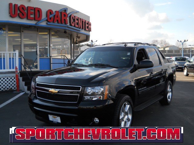 Chevrolet Avalanche 2011 photo 1