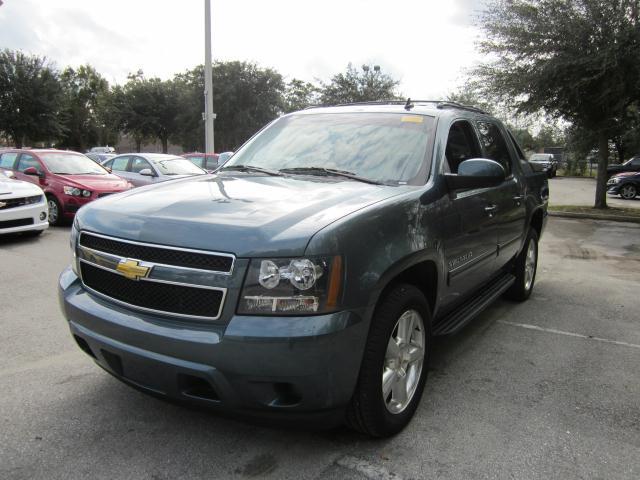Chevrolet Avalanche 2011 photo 17