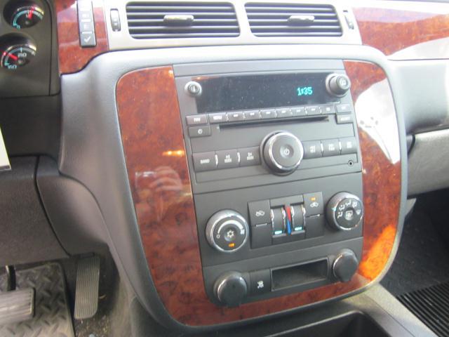 Chevrolet Avalanche 2011 photo 7