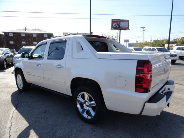 Chevrolet Avalanche SLE SLT WT Unspecified
