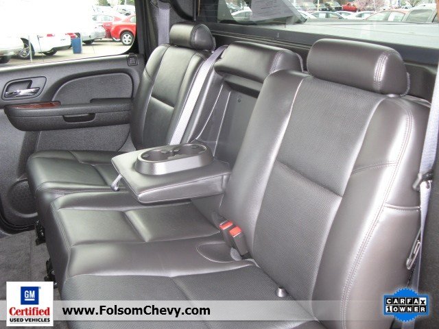 Chevrolet Avalanche 2011 photo 3