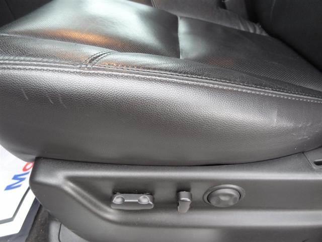 Chevrolet Avalanche 2011 photo 12