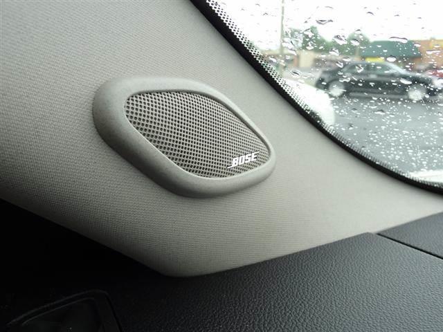 Chevrolet Avalanche 2011 photo 2