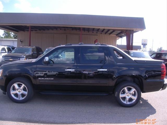 Chevrolet Avalanche 2011 photo 5