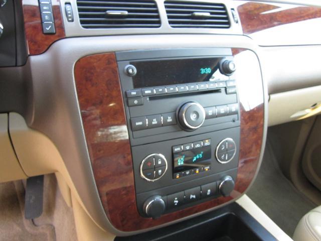 Chevrolet Avalanche 2012 photo 1