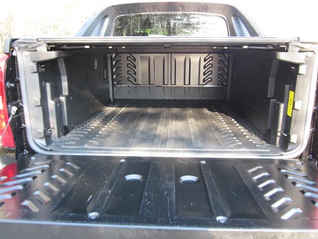 Chevrolet Avalanche 2012 photo 16