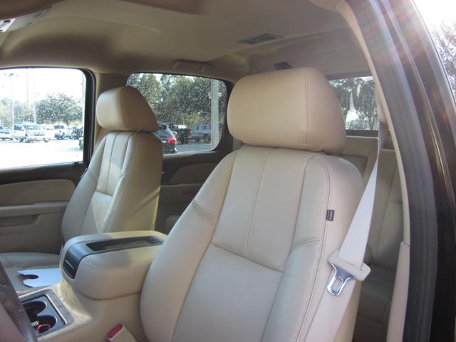 Chevrolet Avalanche 2012 photo 3