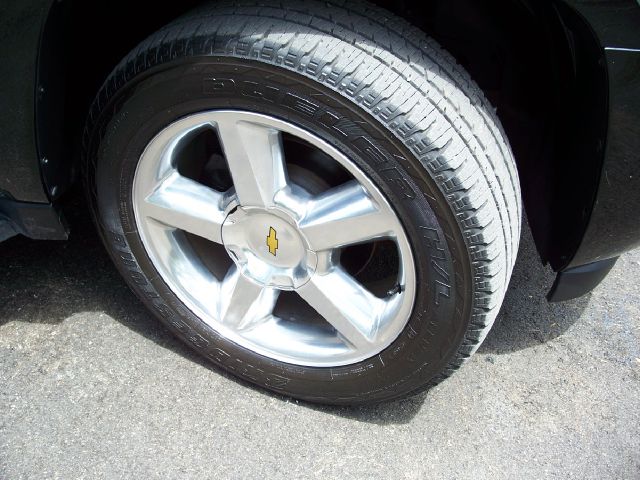 Chevrolet Avalanche 2012 photo 4