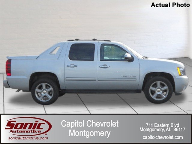 Chevrolet Avalanche 2012 photo 1