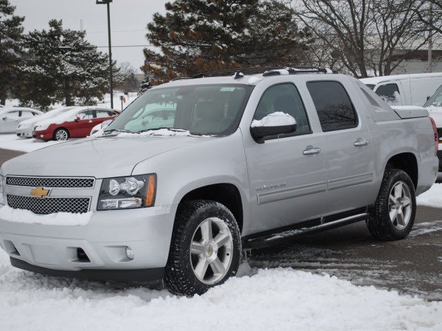 Chevrolet Avalanche 2012 photo 1