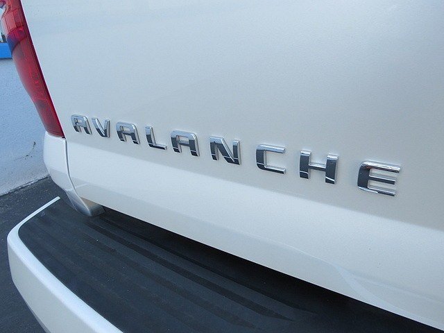 Chevrolet Avalanche 2012 photo 5