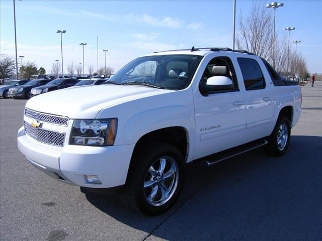 Chevrolet Avalanche 2012 photo 1