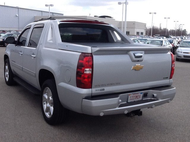 Chevrolet Avalanche 2012 photo 4