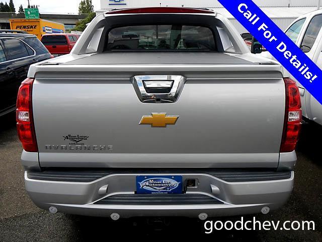 Chevrolet Avalanche 2012 photo 2