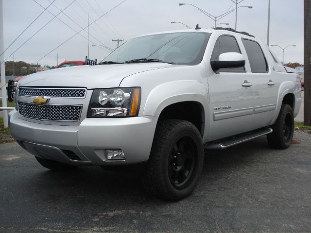 Chevrolet Avalanche 2013 photo 1
