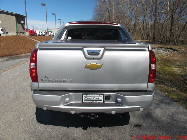 Chevrolet Avalanche 2013 photo 2