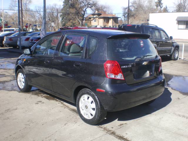 Chevrolet Aveo 2004 photo 3