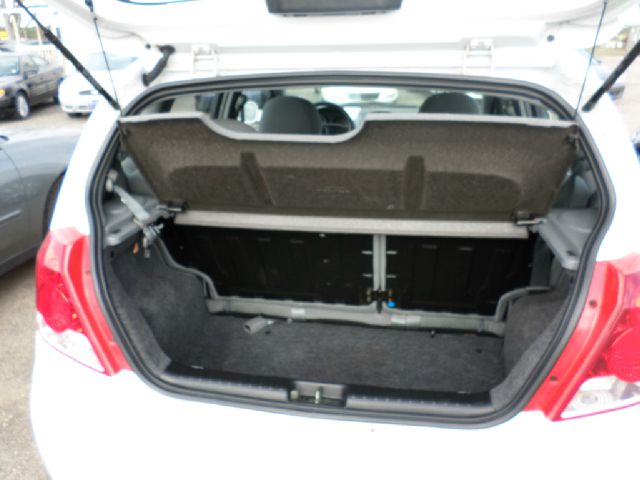 Chevrolet Aveo 2004 photo 1