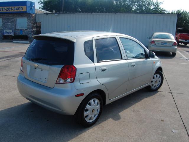Chevrolet Aveo 2004 photo 1