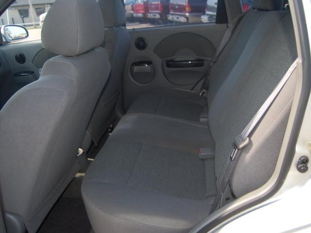 Chevrolet Aveo 2004 photo 3