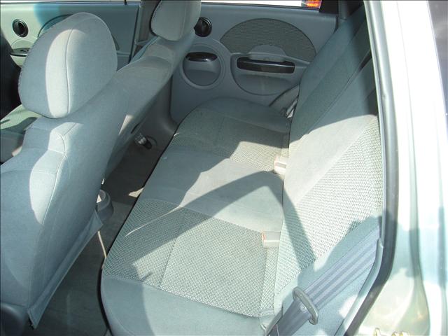Chevrolet Aveo 2004 photo 3