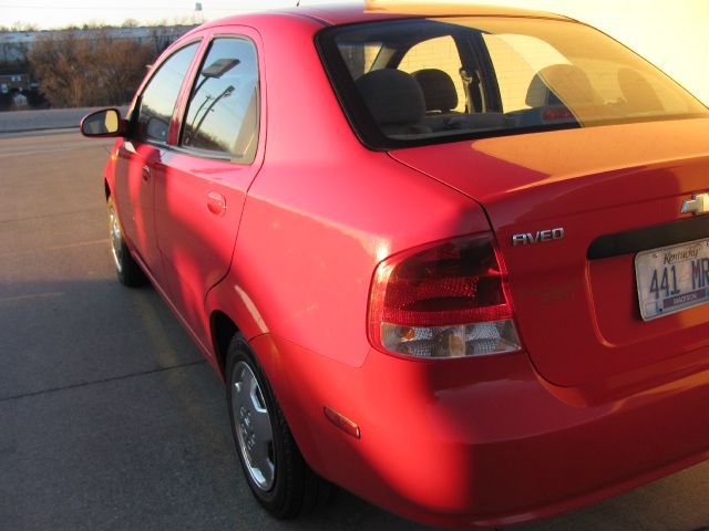 Chevrolet Aveo 2004 photo 4