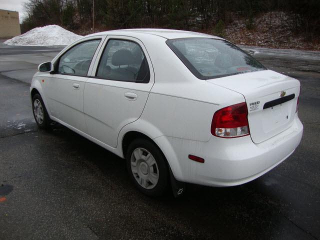 Chevrolet Aveo 2004 photo 3