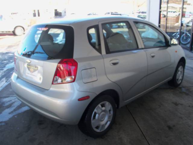 Chevrolet Aveo 2004 photo 3