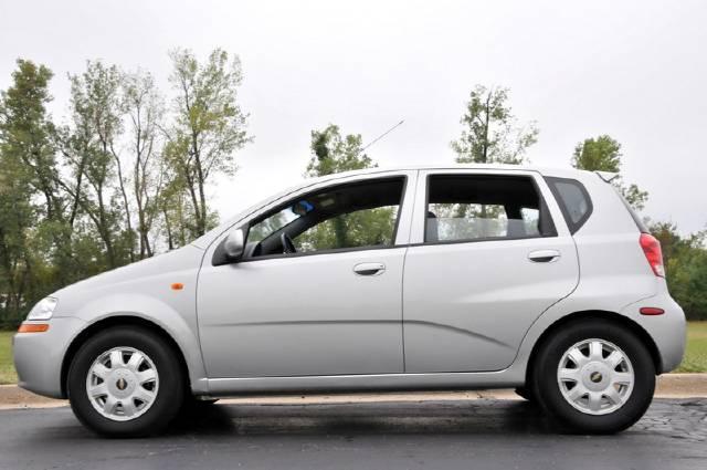 Chevrolet Aveo 2004 photo 3