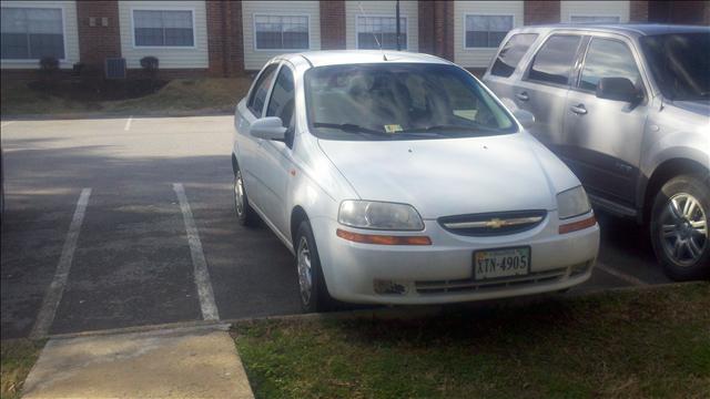 Chevrolet Aveo 2004 photo 2