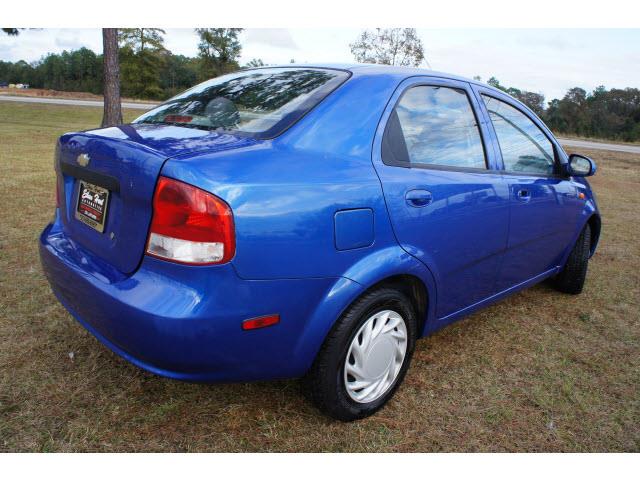 Chevrolet Aveo 2004 photo 1