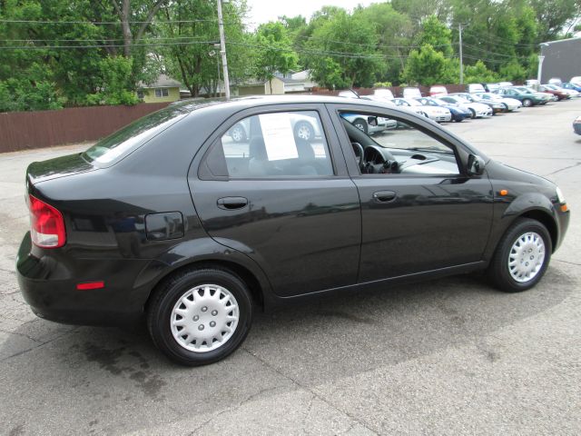 Chevrolet Aveo 2004 photo 13