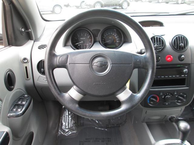 Chevrolet Aveo 2004 photo 8