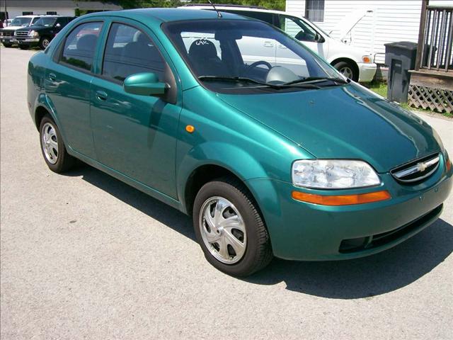 Chevrolet Aveo 2004 photo 2