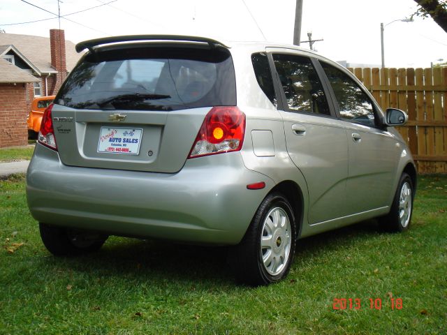 Chevrolet Aveo 2005 photo 3