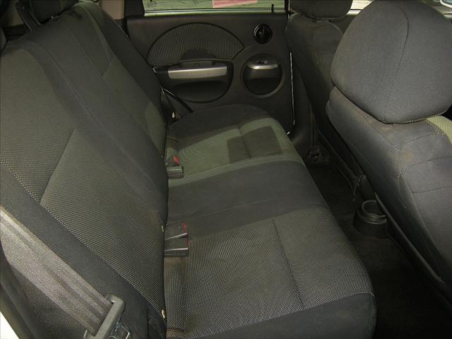 Chevrolet Aveo 2006 photo 2