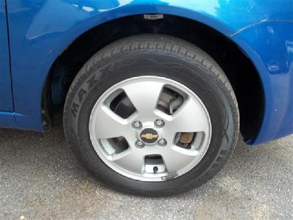 Chevrolet Aveo 2006 photo 2