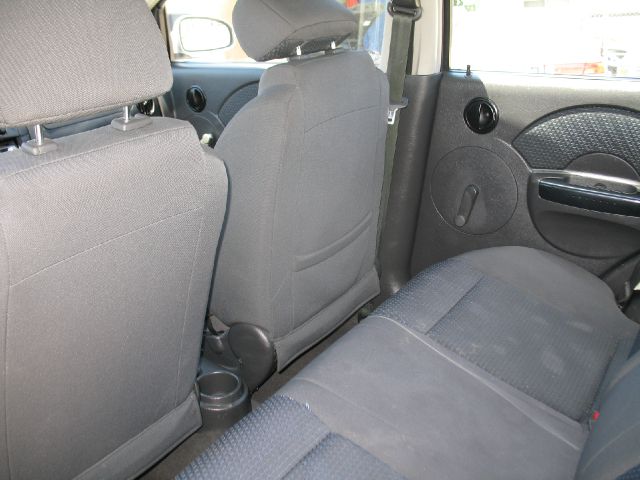Chevrolet Aveo 2006 photo 2