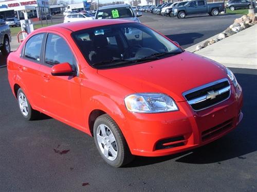 Chevrolet Aveo 2010 photo 2