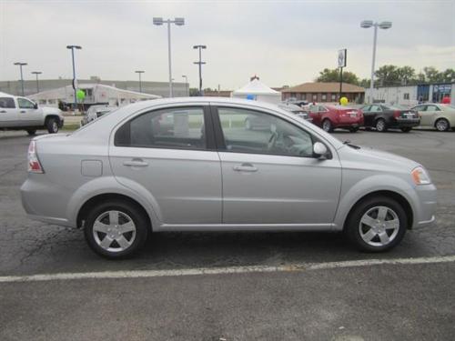 Chevrolet Aveo 2010 photo 2
