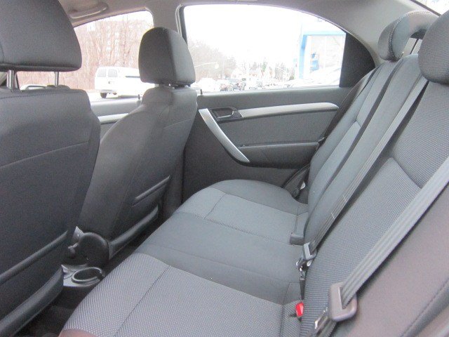Chevrolet Aveo 2010 photo 3