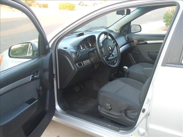 Chevrolet Aveo 2010 photo 2